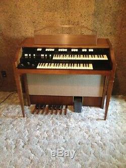 Antique Hammond Electric Organ, Model L-112A, 117 Volts AC, 150 Watts, 60 Cycles
