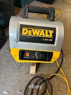 DEWALT 1.65 kW Electric Portable Heater