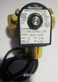 Honeywell Solenoid and Valve # 7221GBN61ESONOC111P3 120Volts 60Hertz 10Watts