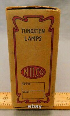 NILCO Novelty Incandescent Lamp Co. Five 32 Volt 20 Watt Electric Light Bulbs